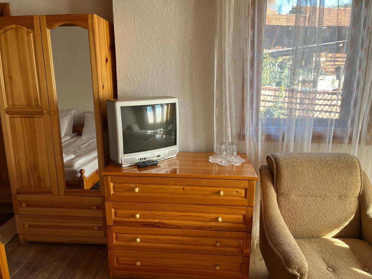 Guest House Lina Koprivştitsa Dış mekan fotoğraf