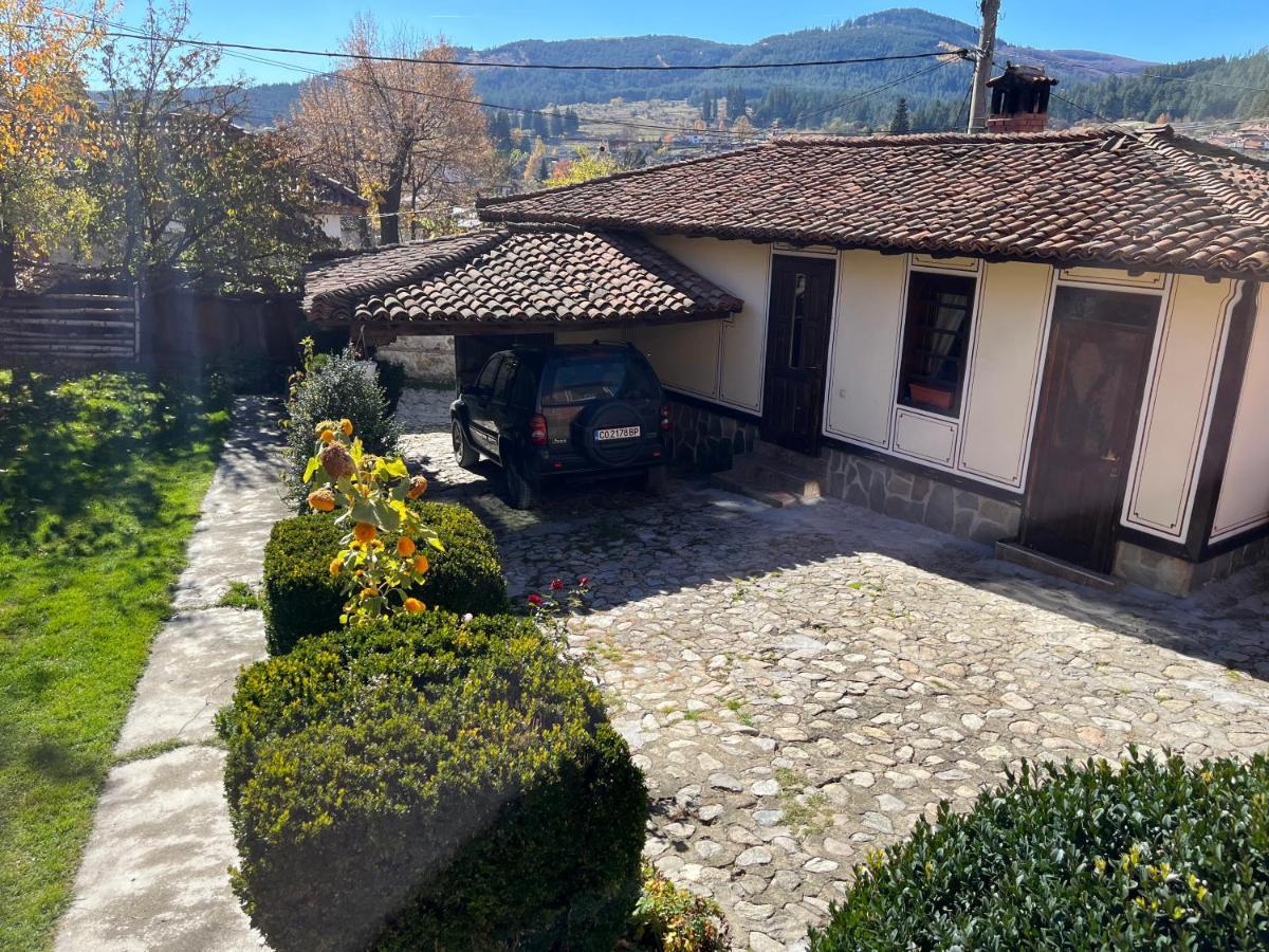 Guest House Lina Koprivştitsa Dış mekan fotoğraf