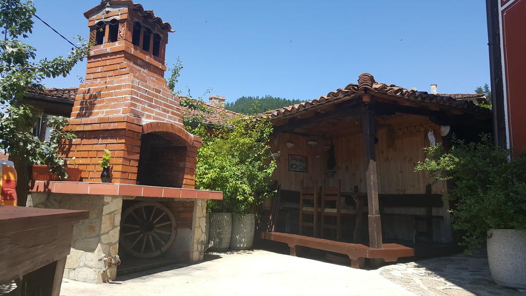 Guest House Lina Koprivştitsa Dış mekan fotoğraf